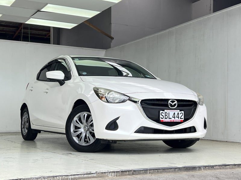 2015 Mazda Demio 13C WITH PUSH START, photo 3