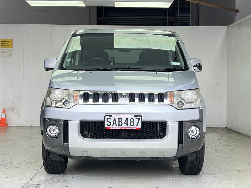 2012 Mitsubishi Delica D5 G POWER-4WD, photo 2
