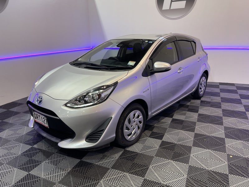2018 Toyota Aqua S HYBRID FACELIFT, photo 3