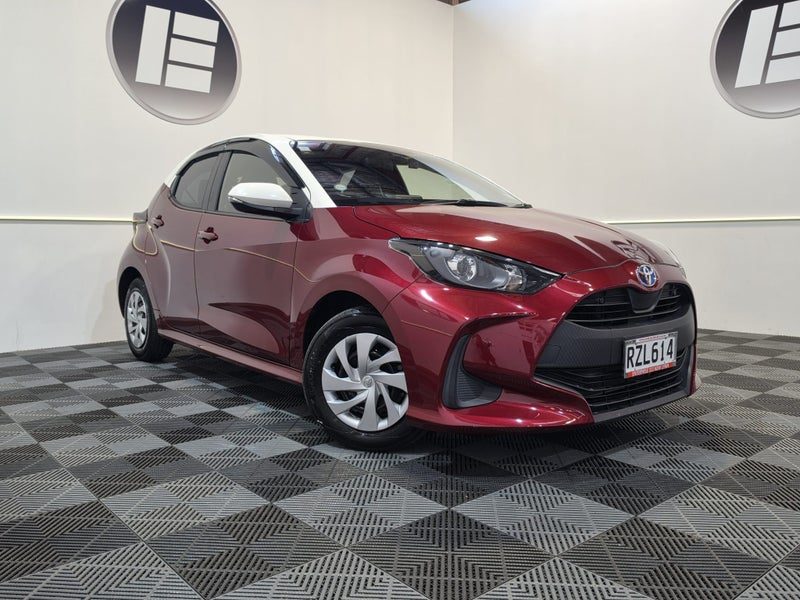 2021 Toyota Yaris HYBRID G TWO TONE
