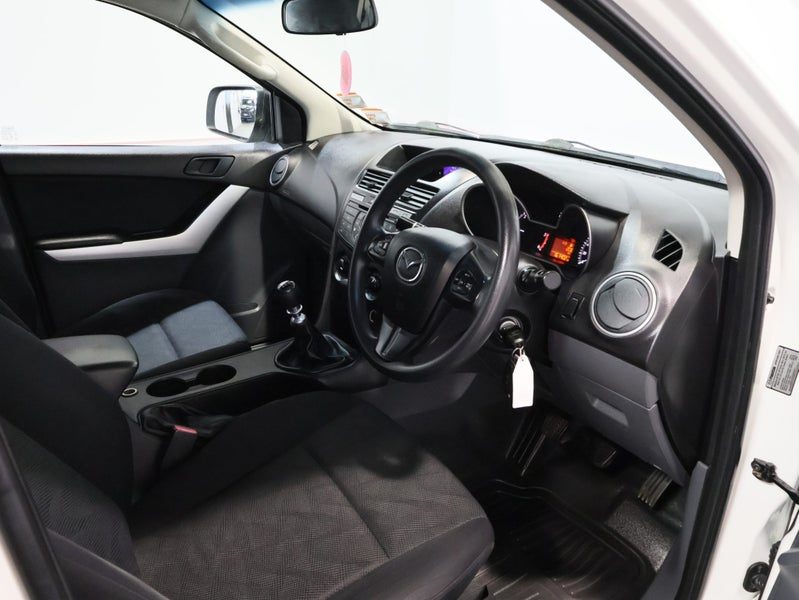 2013 Mazda BT-50 2WD GLX D/C W/S 6MT, photo 3