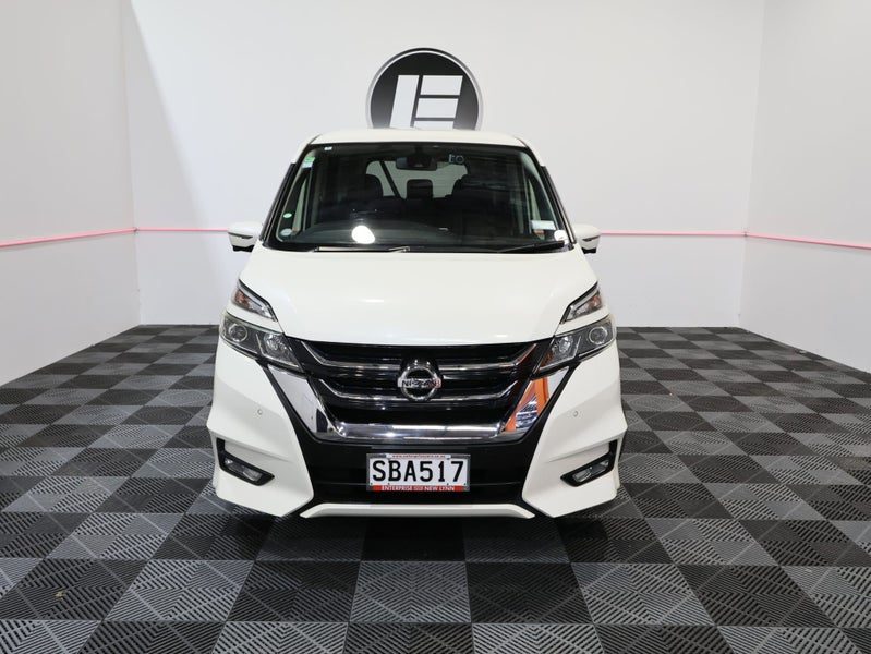 2016 Nissan Serena HWS 8 SEATER, photo 2