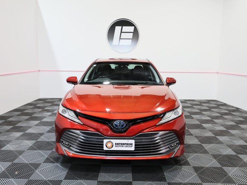 2017 Toyota Camry G HYBRID 5 SEATER, photo 2