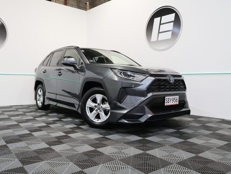 2019 Toyota RAV4 X HYBRID EXTRA BODY KIT, main photo