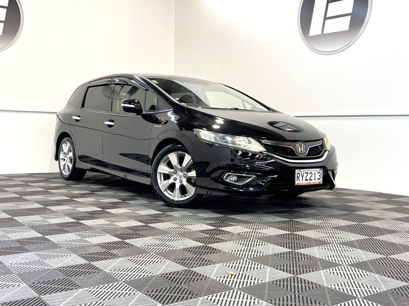 2015 Honda Jade HYBRID X 6 SEATER