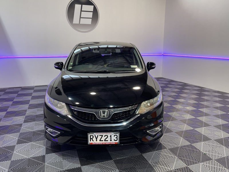 2015 Honda Jade HYBRID X 6 SEATER, photo 2