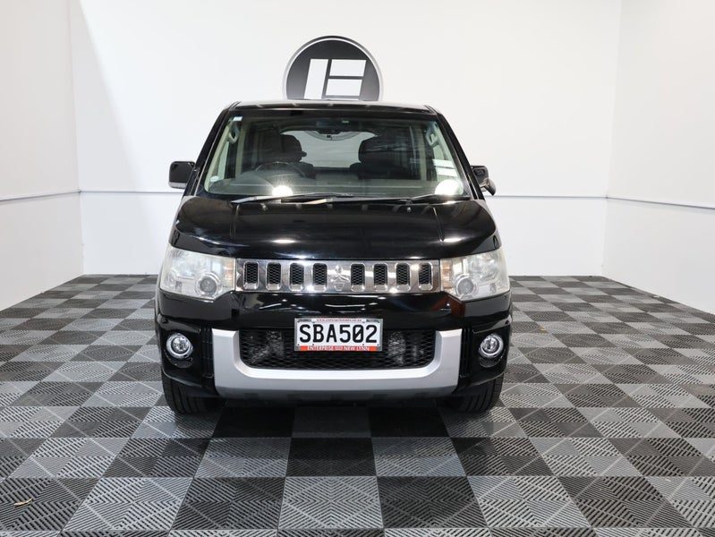 2014 Mitsubishi Delica D5 AWD POWER PACK, photo 2