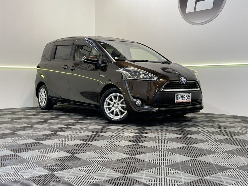 2017 Toyota Sienta G HYBRID 7 SEATER