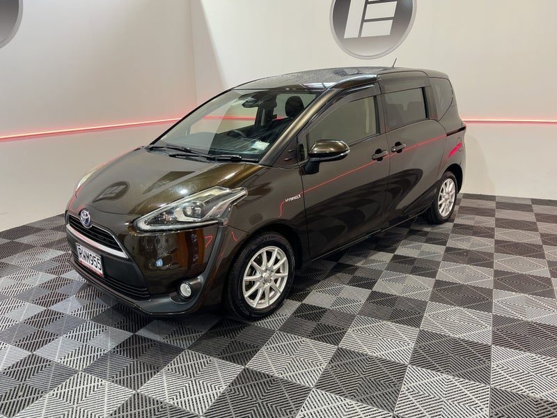 2017 Toyota Sienta G HYBRID 7 SEATER, photo 3
