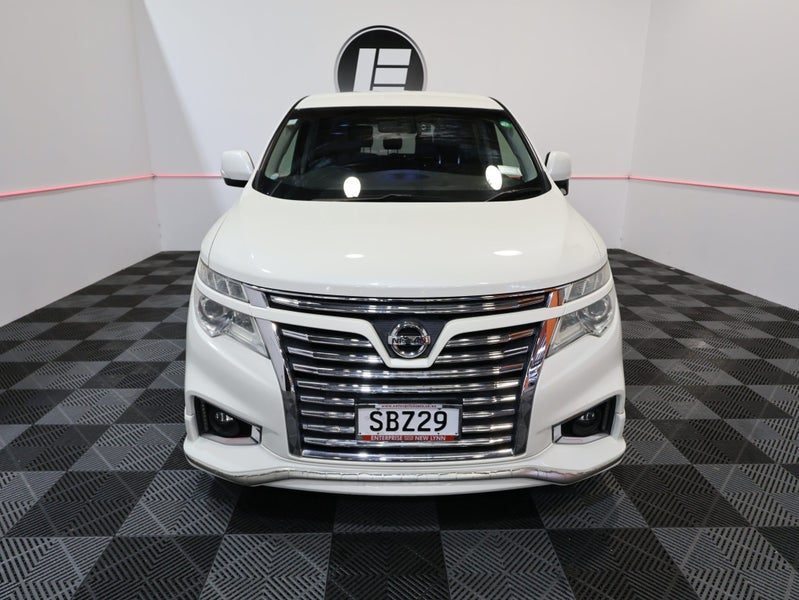 2015 Nissan Elgrand S 7 STR HIGHWAY STAR, photo 2