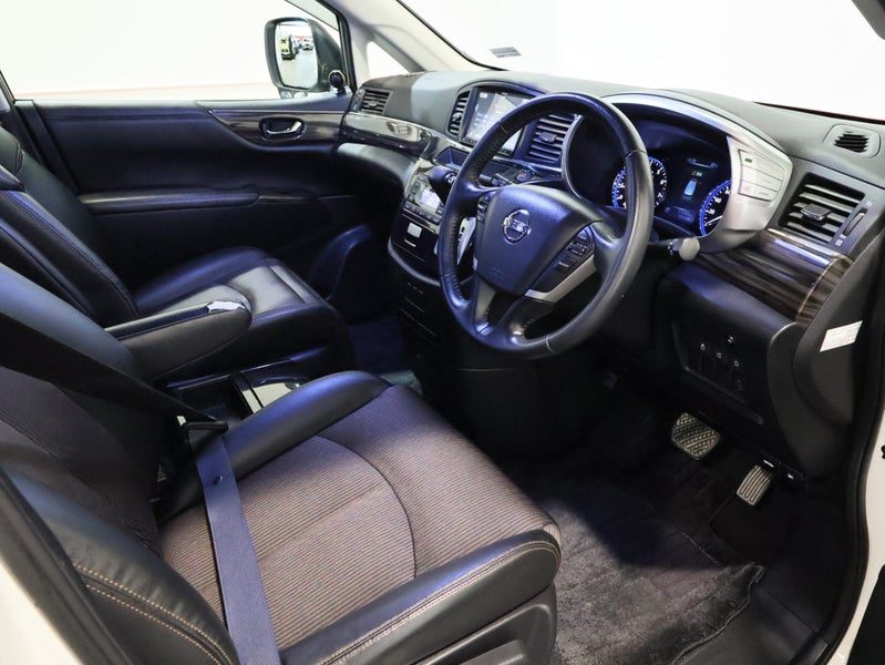 2015 Nissan Elgrand S 7 STR HIGHWAY STAR, photo 3