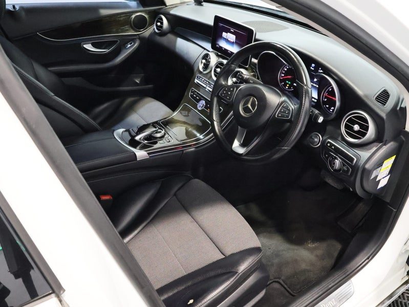 2015 Mercedes-Benz C 200, photo 3