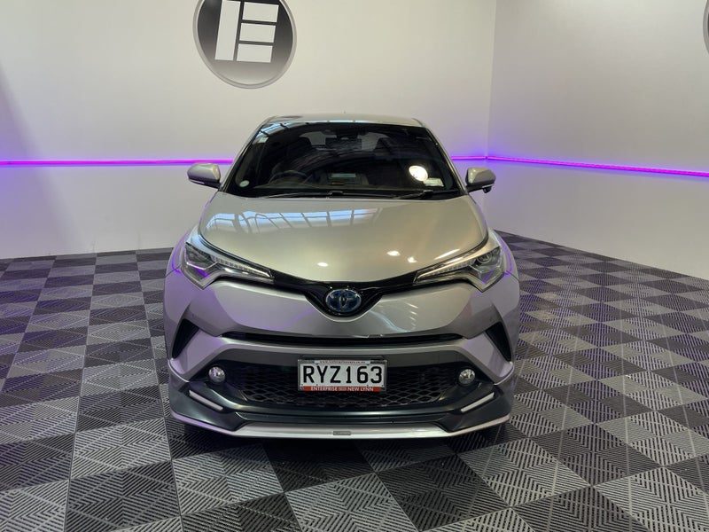 2017 Toyota C-HR G HYBRID LOW 60,000 KMS, photo 2