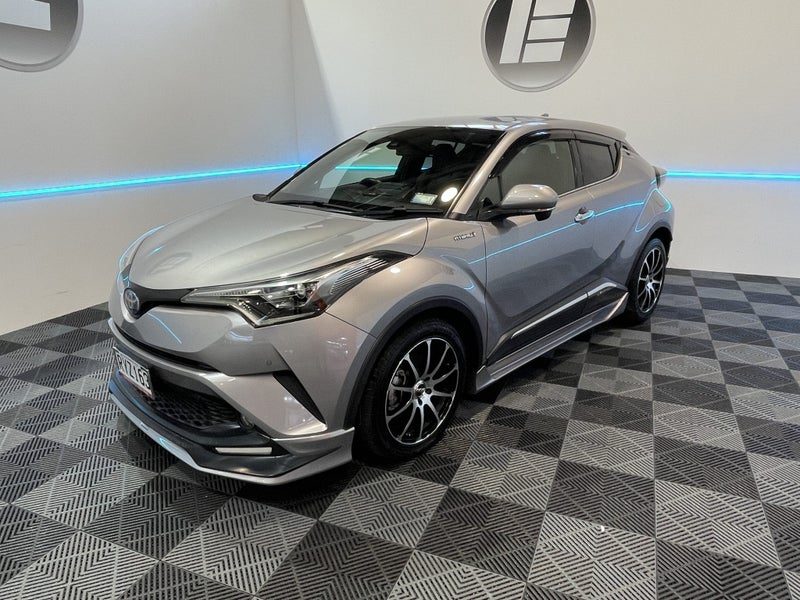 2017 Toyota C-HR G HYBRID LOW 60,000 KMS, photo 3