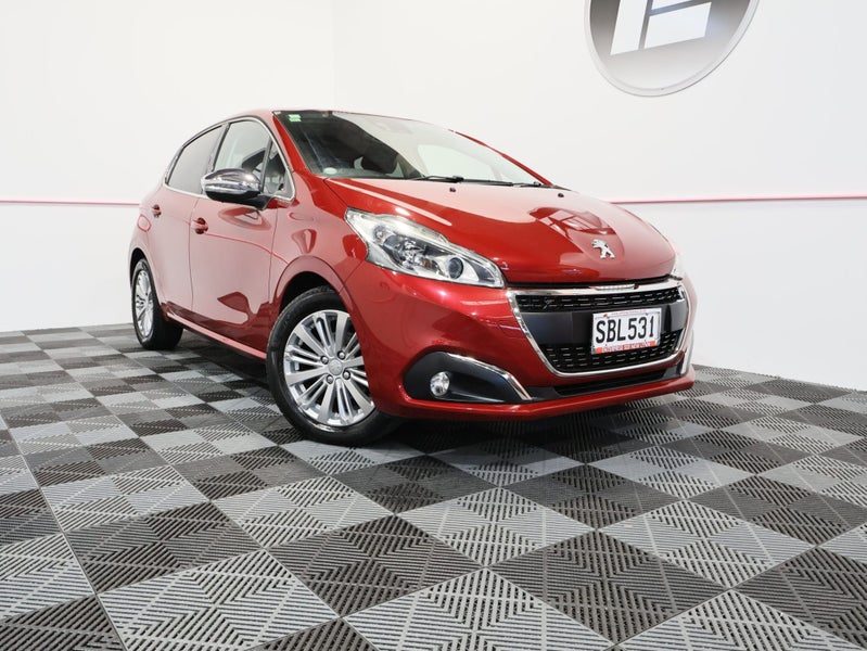 2018 Peugeot 208 ALLURE LOW 48,000 KMS