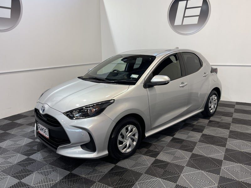 2022 Toyota Yaris X HYBRID NEW SHAPE, photo 3
