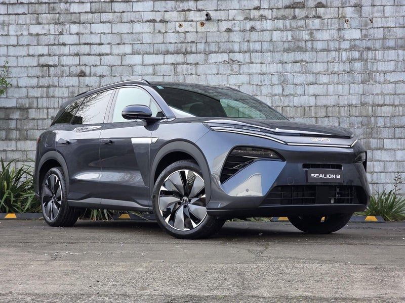 2026 BYD Sealion 8 Dm-P Premium Awd
