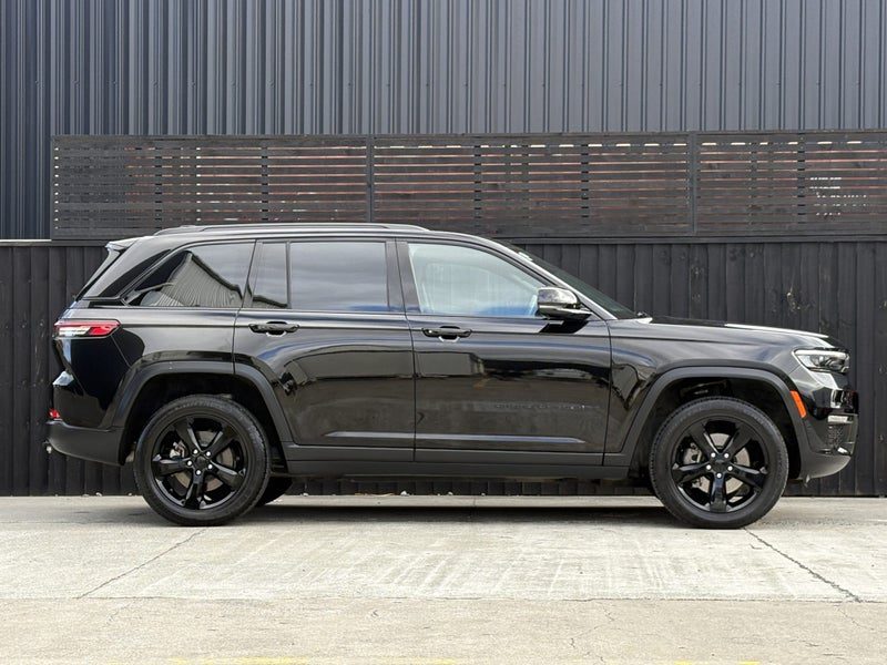 2023 Jeep Grand Cherokee Night Eagle 4WD, photo 2