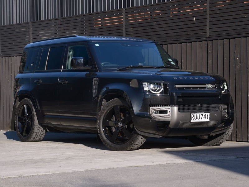 2023 Land Rover Defender X-Dynamic SE, main photo