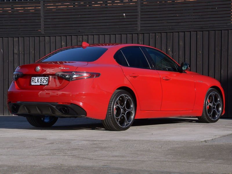 2025 Alfa Romeo Giulia Veloce, photo 3