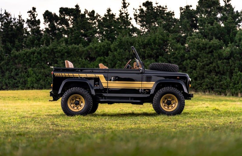 2000 Land Rover Defender 90 300 TDI 'Shelly', photo 2