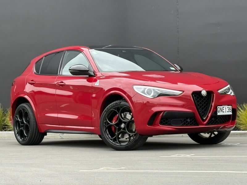 2024 Alfa Romeo Stelvio Quadrifoglio 2.9P, main photo