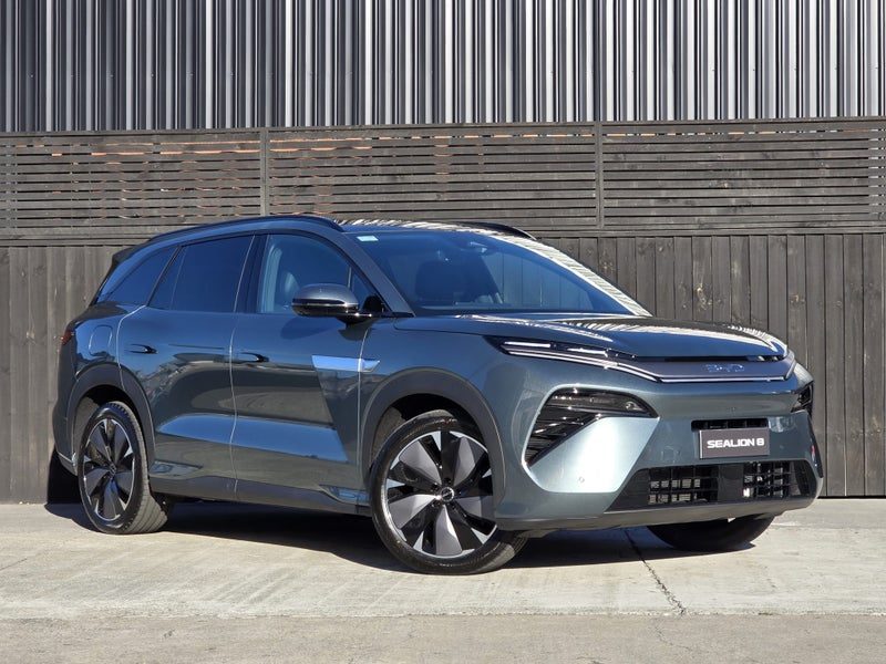 2026 BYD Sealion 8 Dynamic AWD Phev