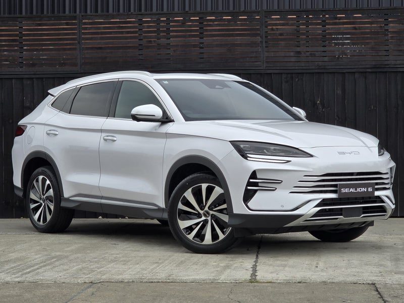 2026 BYD Sealion 6 Dynamic Extended Range, main photo