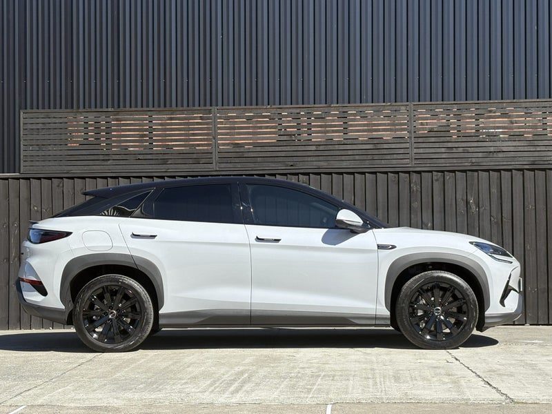 2026 BYD Sealion 7 Premium Black Edition, photo 2