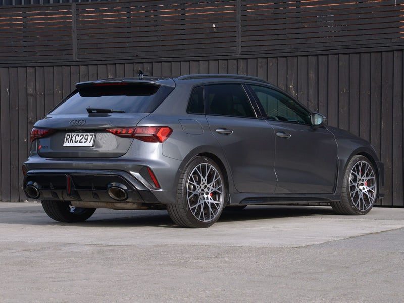 2025 Audi RS3 Sportback TFSI 294KW Quattro, photo 3