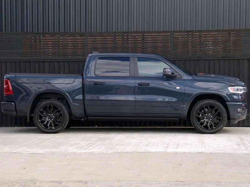 2026 Ram 1500 Limited Hurricane, photo 2