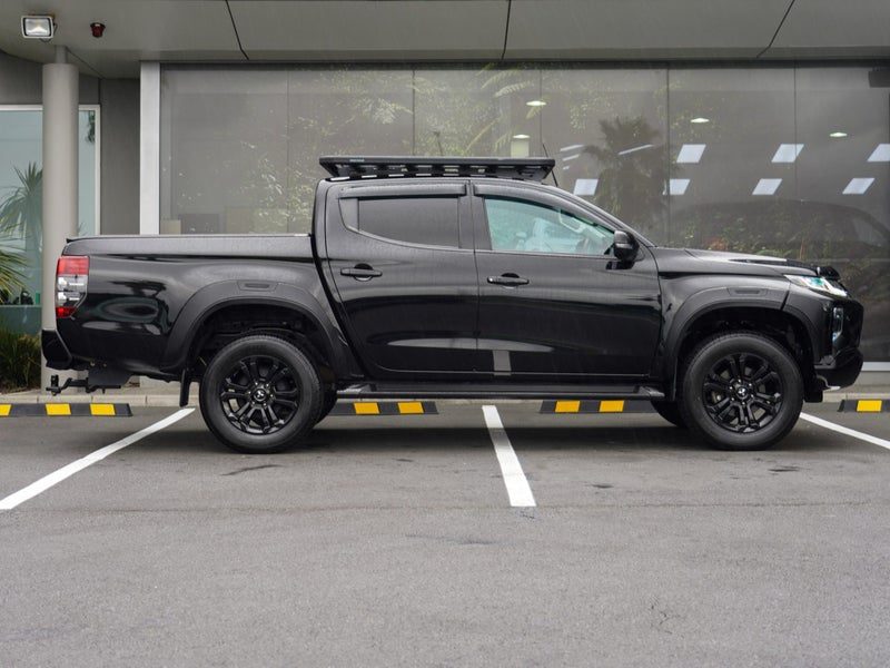 2022 Mitsubishi Triton DC GlLSB 4WD 2.4 DIESEL UTE, photo 3