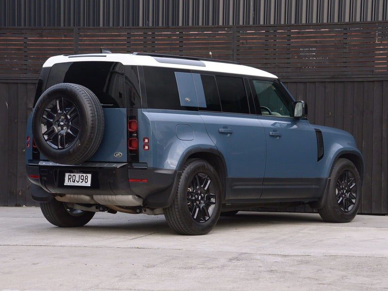 2022 Land Rover Defender 110 D300, photo 3