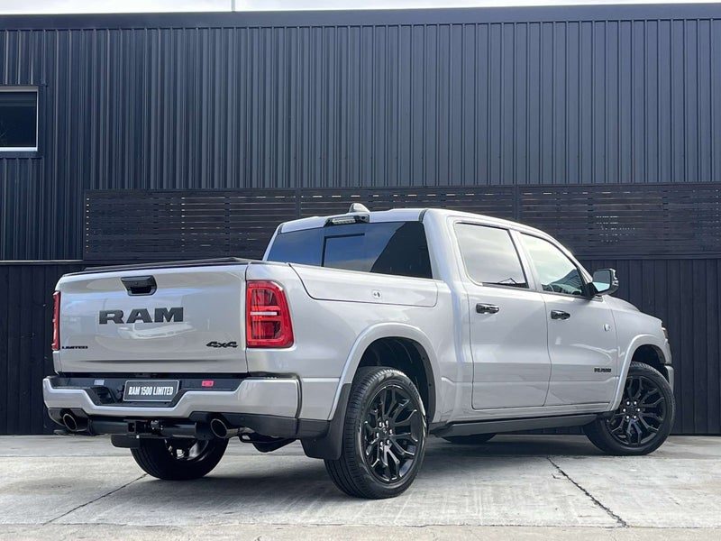 2026 Ram 1500 Limited Hurricane, photo 3
