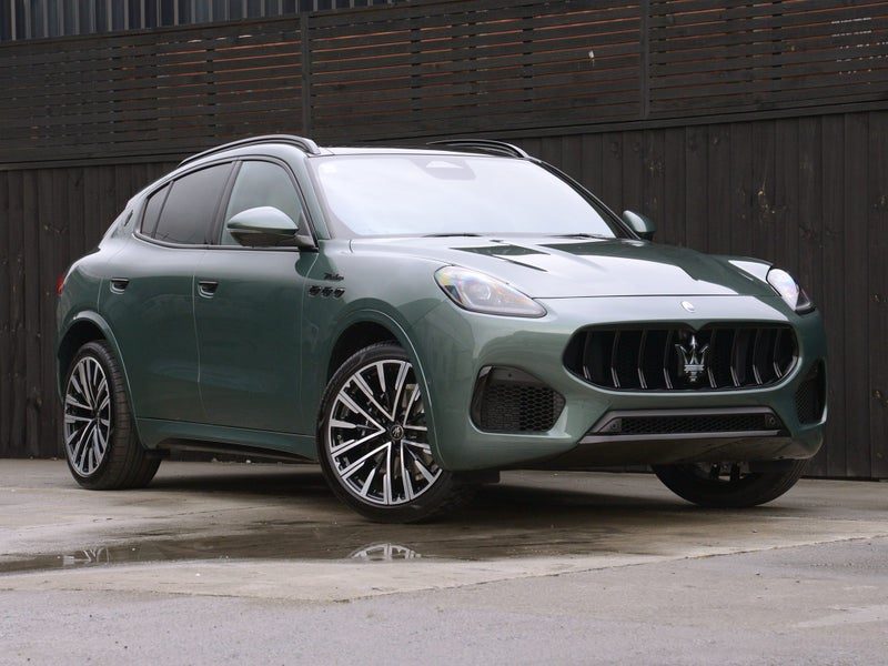 2026 Maserati Grecale Modena Hybrid