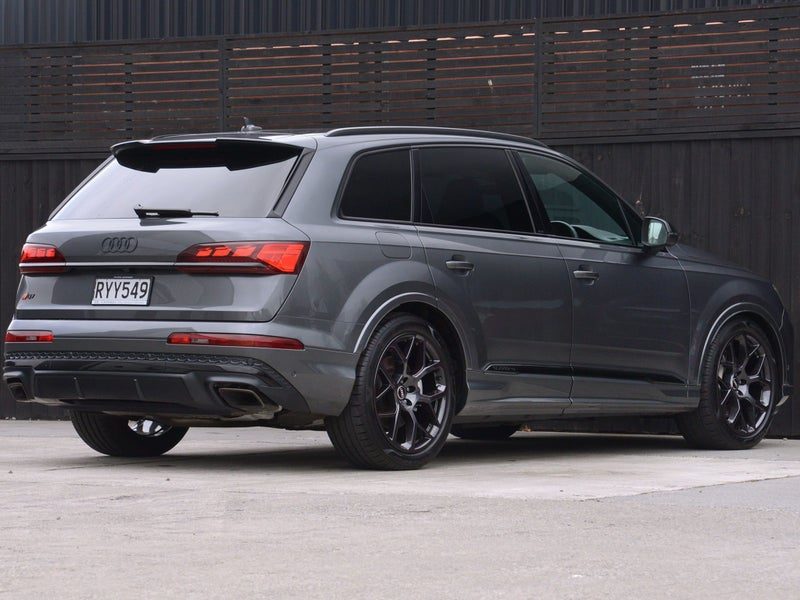 2025 Audi Q7 50 TDI S-Line Dynamic Black Edition, photo 3
