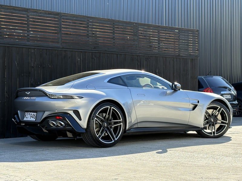 2026 Aston Martin Vantage Coupe, photo 3