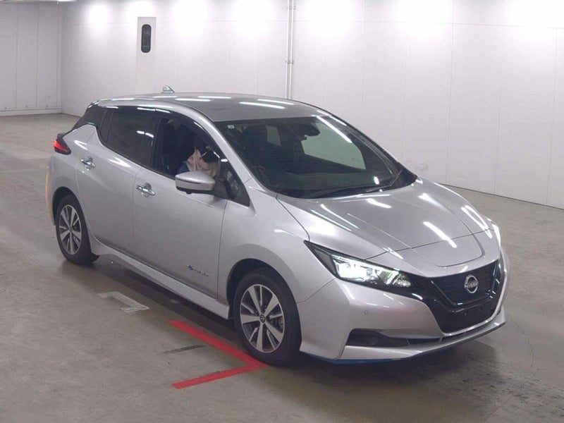 2021 Nissan Leaf X, main photo
