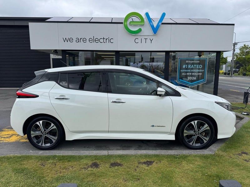 2019 Nissan Leaf X, photo 2