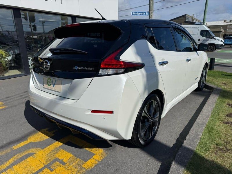 2019 Nissan Leaf X, photo 3