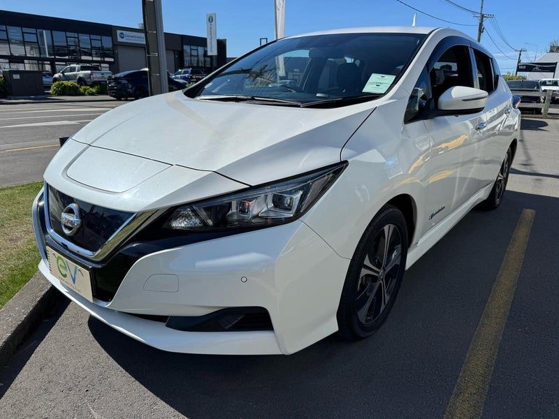 2018 Nissan Leaf X 40kWh with Pro Pilot, photo 3