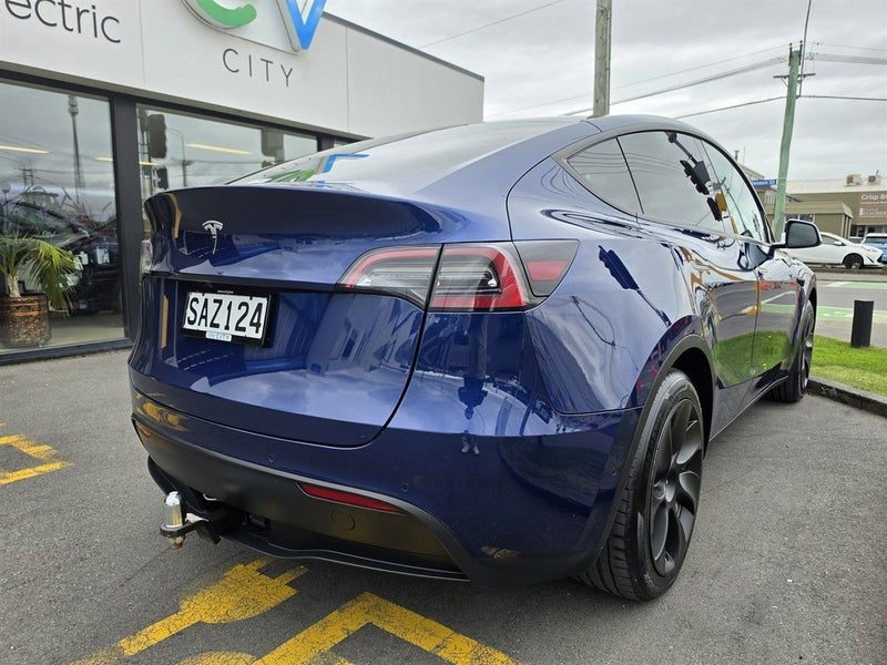2022 Tesla Model Y Rear Wheel Drive, photo 3