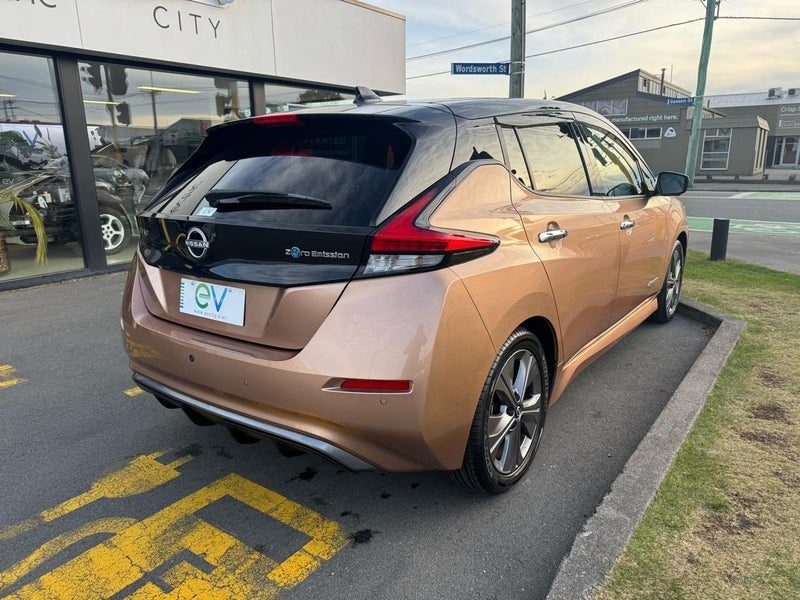 2023 Nissan Leaf X, photo 3