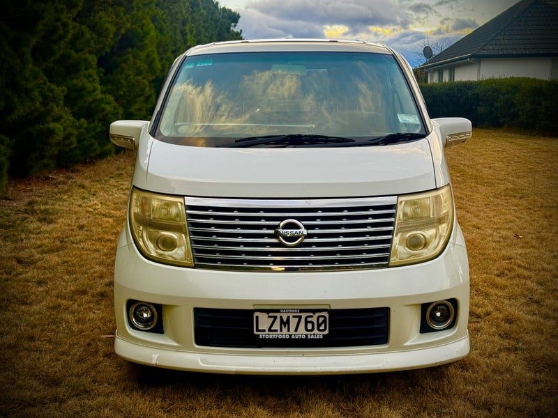 2006 Nissan Elgrand 3.5 Litre Petrol, photo 2