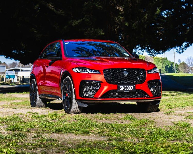 2025 Jaguar F-PACE SVR 575 Edition, main photo