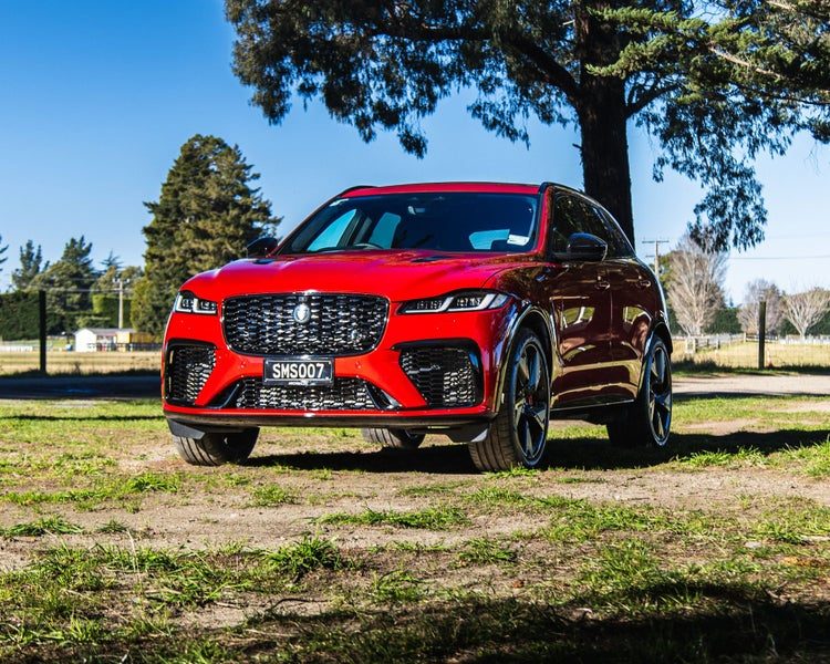 2025 Jaguar F-PACE SVR 575 Edition, photo 3
