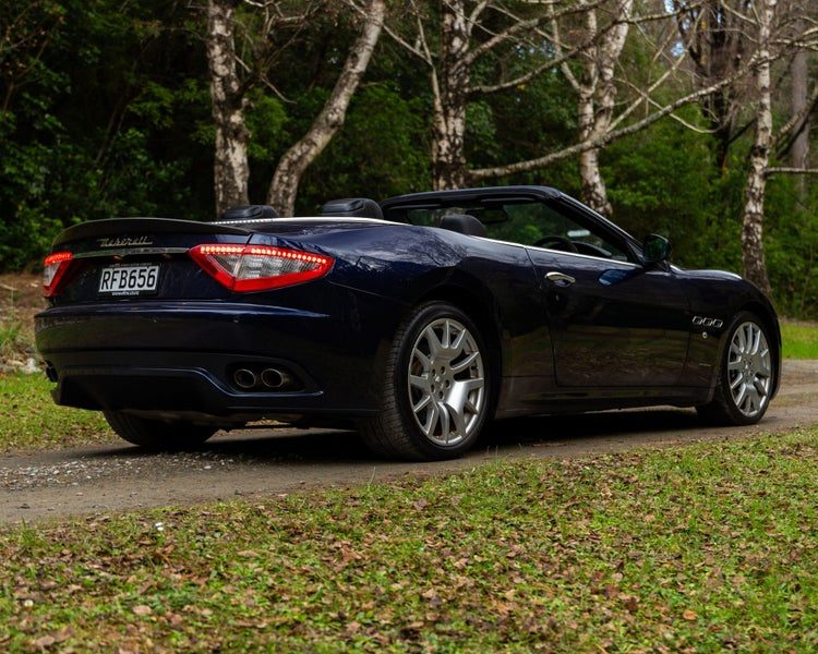 2010 Maserati GranCabrio, photo 3