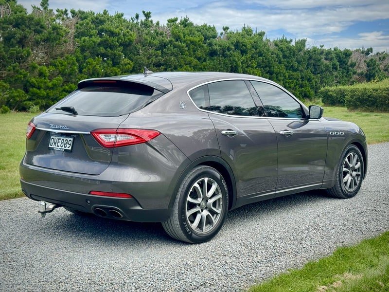 2017 Maserati Levante, photo 3
