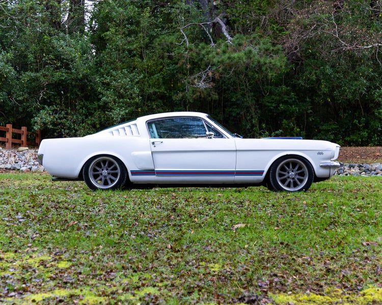 1965 Ford Mustang GT350, photo 2