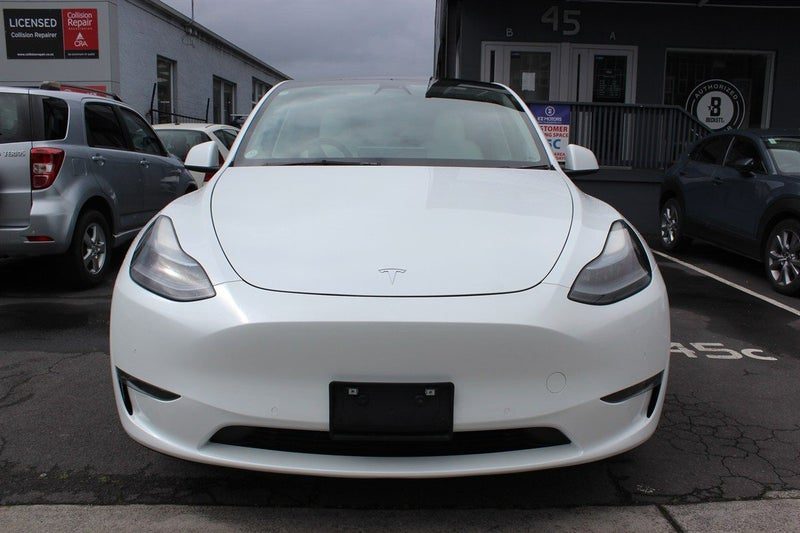 2024 Tesla Model Y Long Range Dual Motor, photo 2